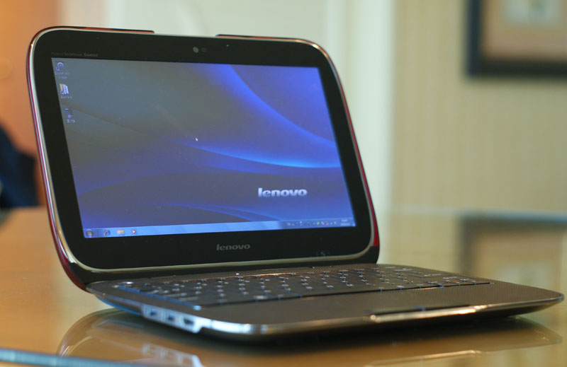 Illustration for article titled IdeaPad U1 Hybrid Hands-On: Meet Voltron. He Could Be Amazing.